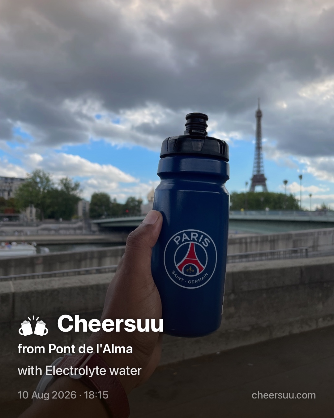A Cheersuu from Pont de l'Alma