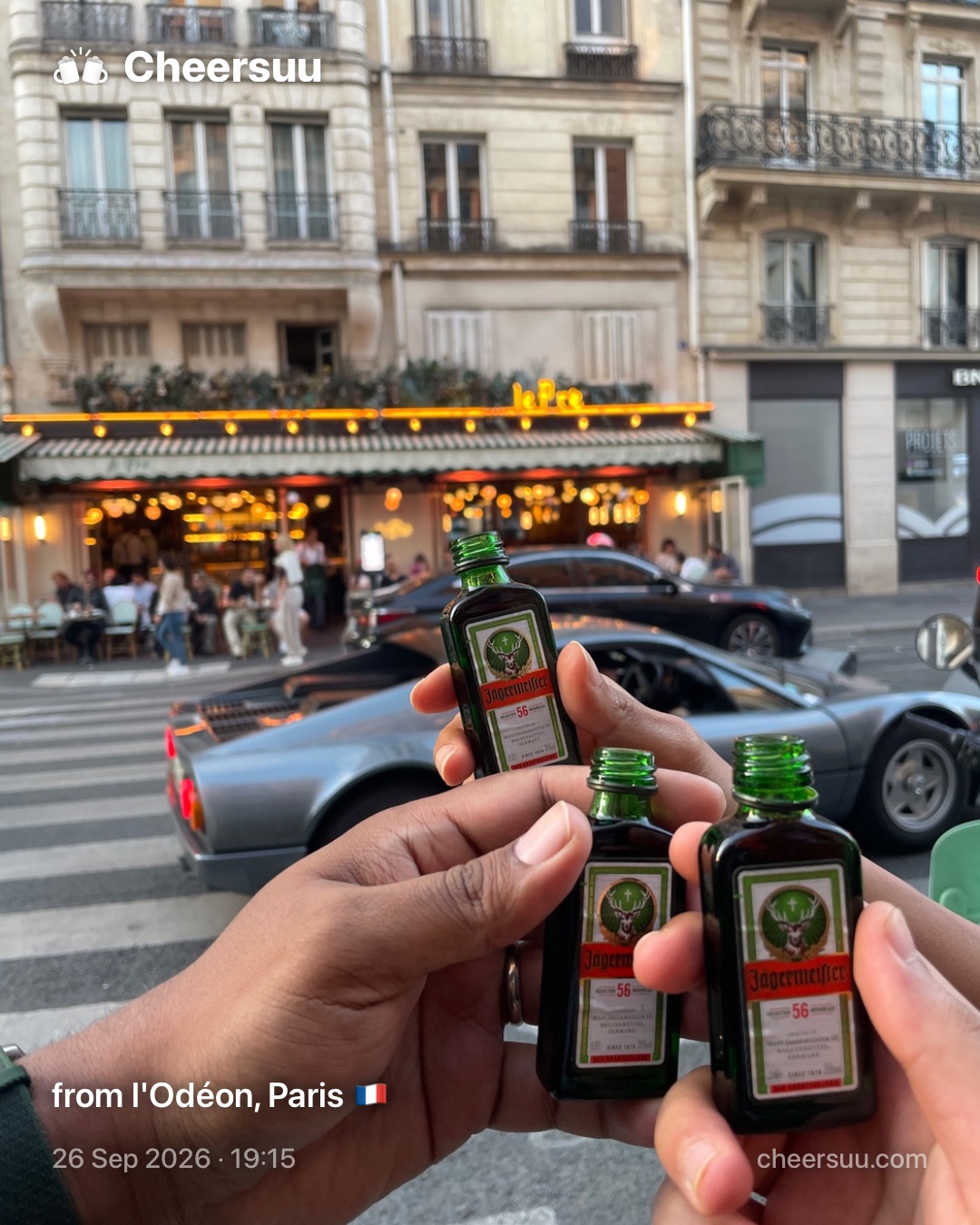A Cheersuu from l'Odéon, Paris
