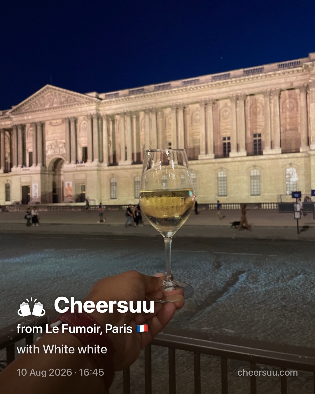 A Cheersuu from Le Fumoir, Paris