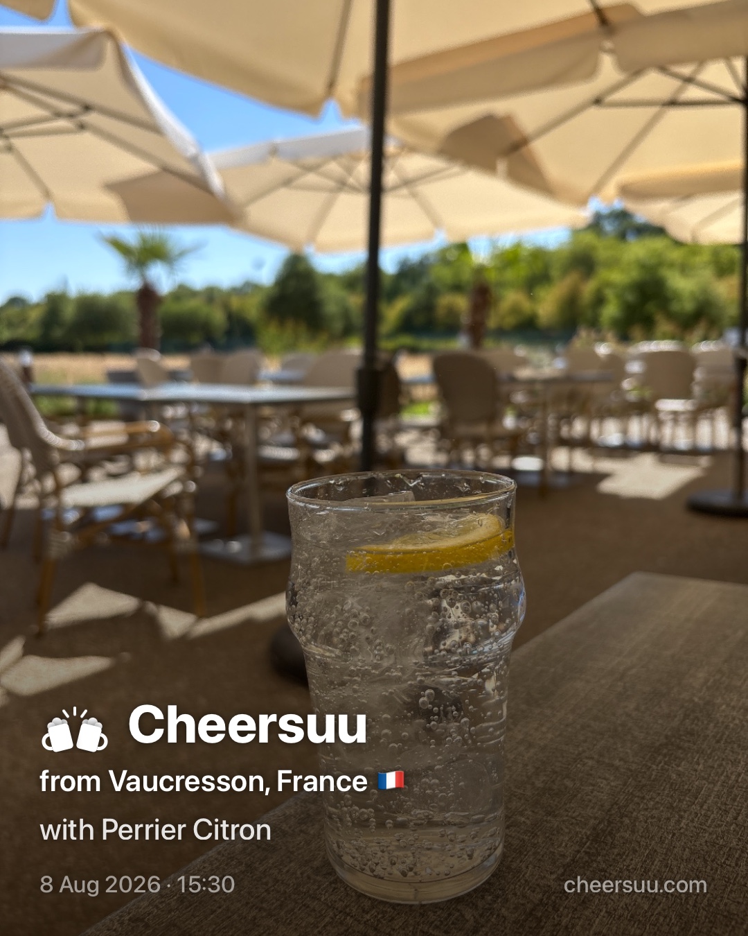 A Cheersuu from Vaucresson, France