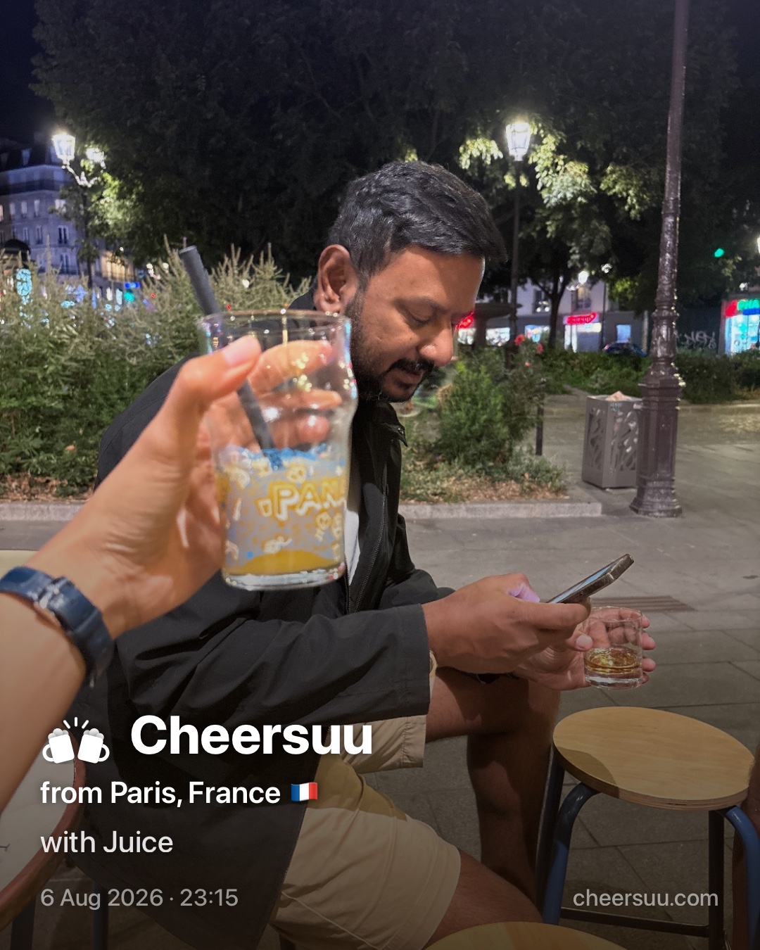 A Cheersuu from Paris, France